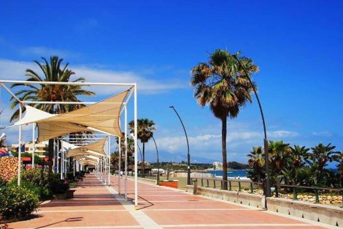 Espectacular Piso En Primera Linea De Playa Эстепона Экстерьер фото